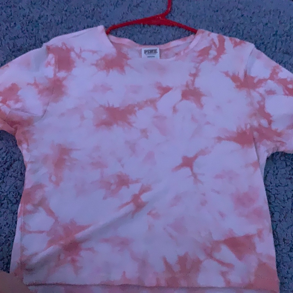 white and pink crop top!